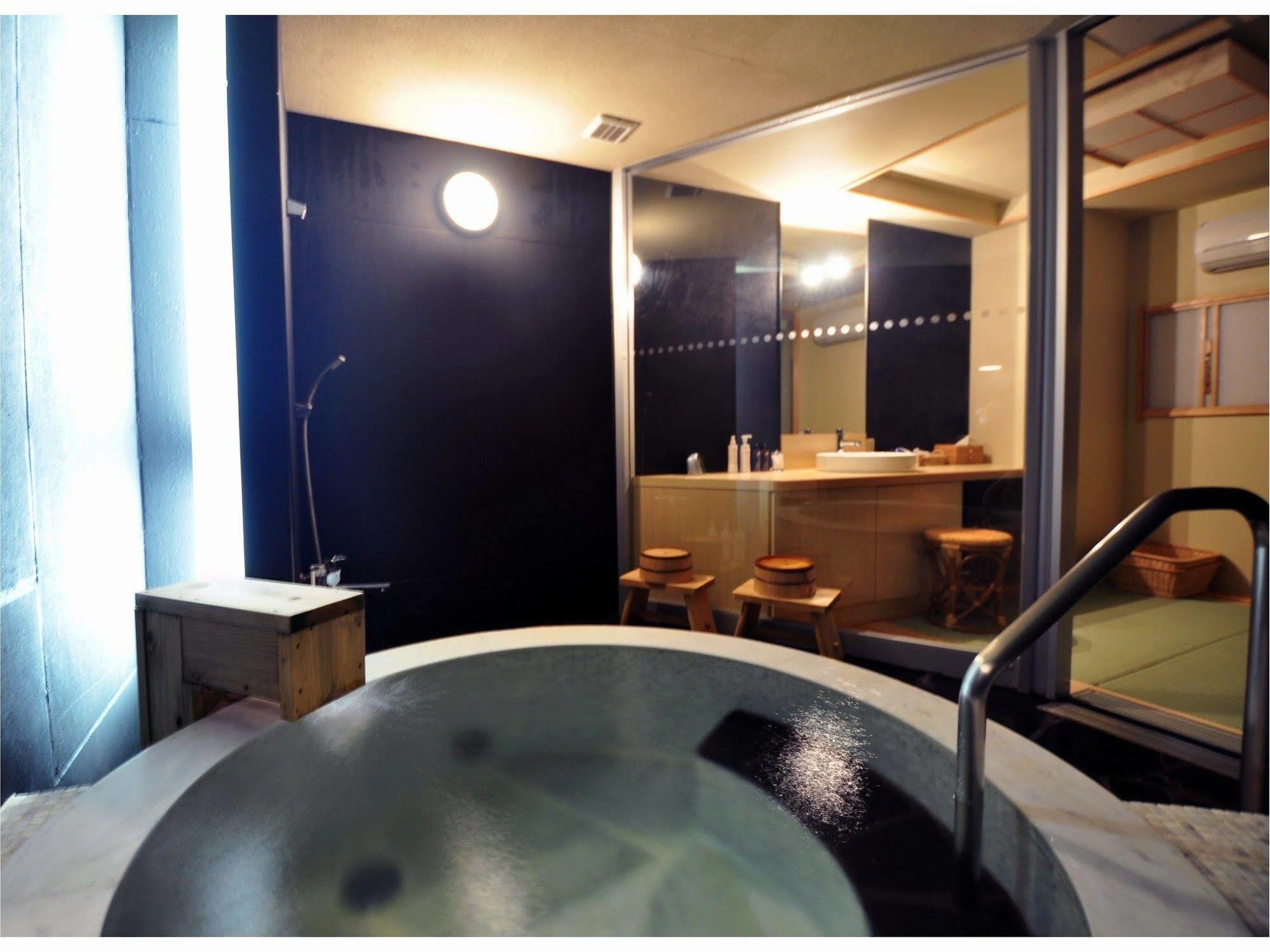 Hotel Obokekyo Mannaka à Miyoshi  Extérieur photo