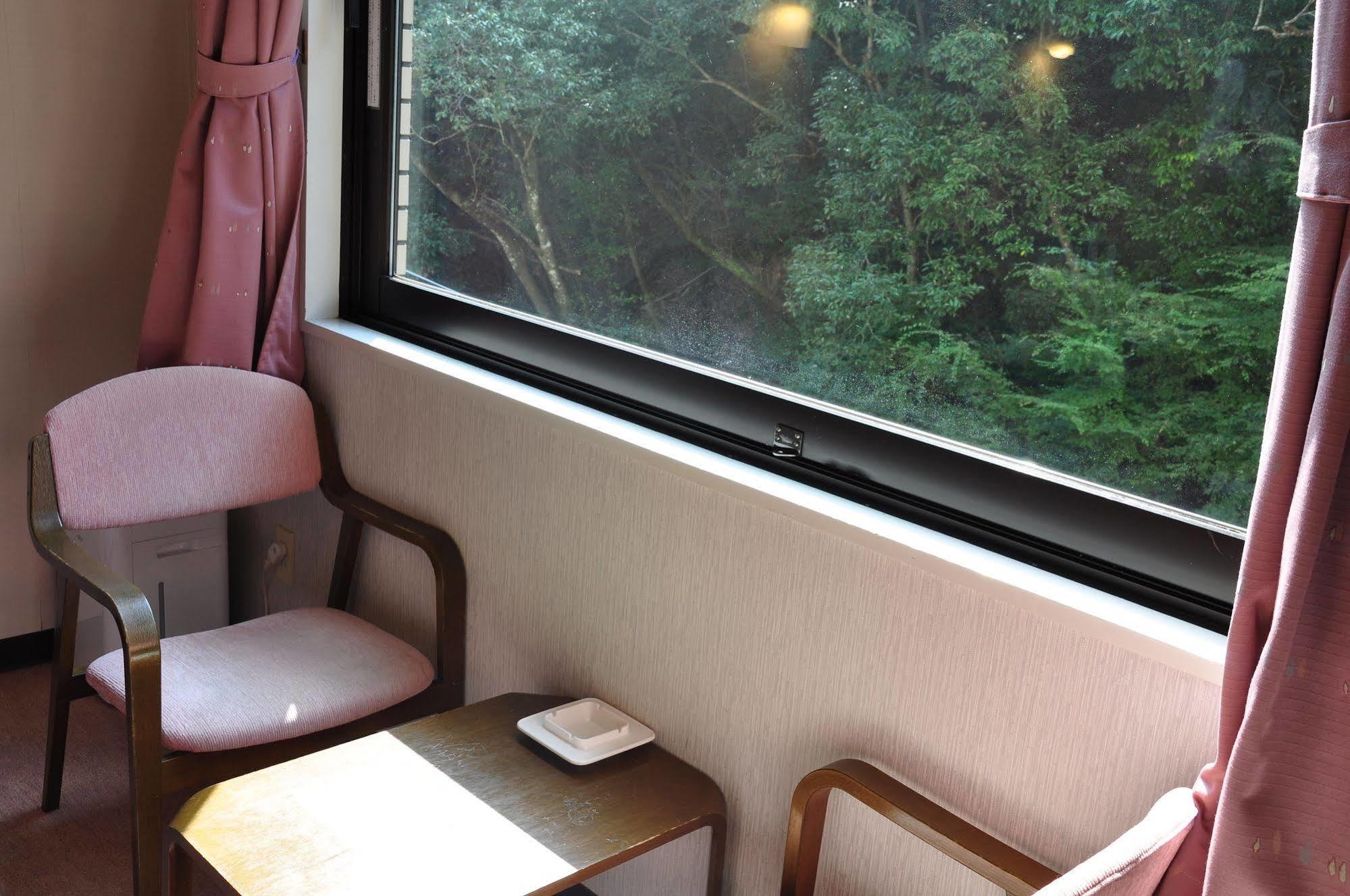 Hotel Obokekyo Mannaka à Miyoshi  Extérieur photo