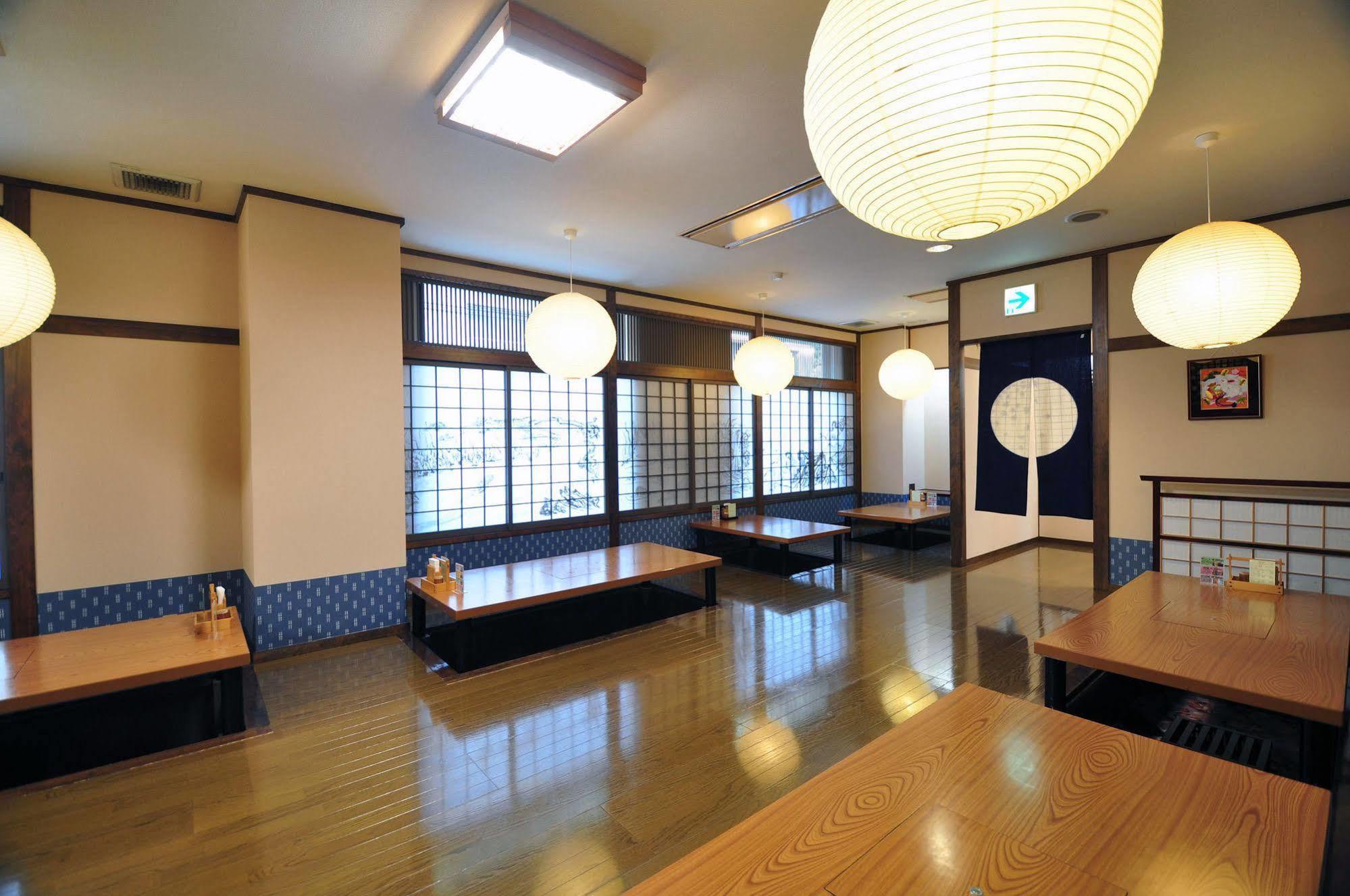 Hotel Obokekyo Mannaka à Miyoshi  Extérieur photo